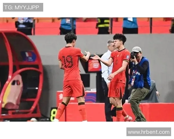 央视揭晓足球明星名单引发热议众多球迷期待新赛季表现